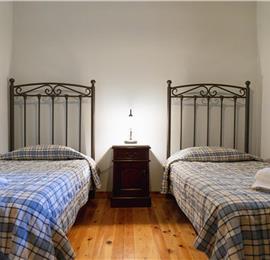 3 bedroom villa with pool in Kassiopi, Corfu, sleeps 6